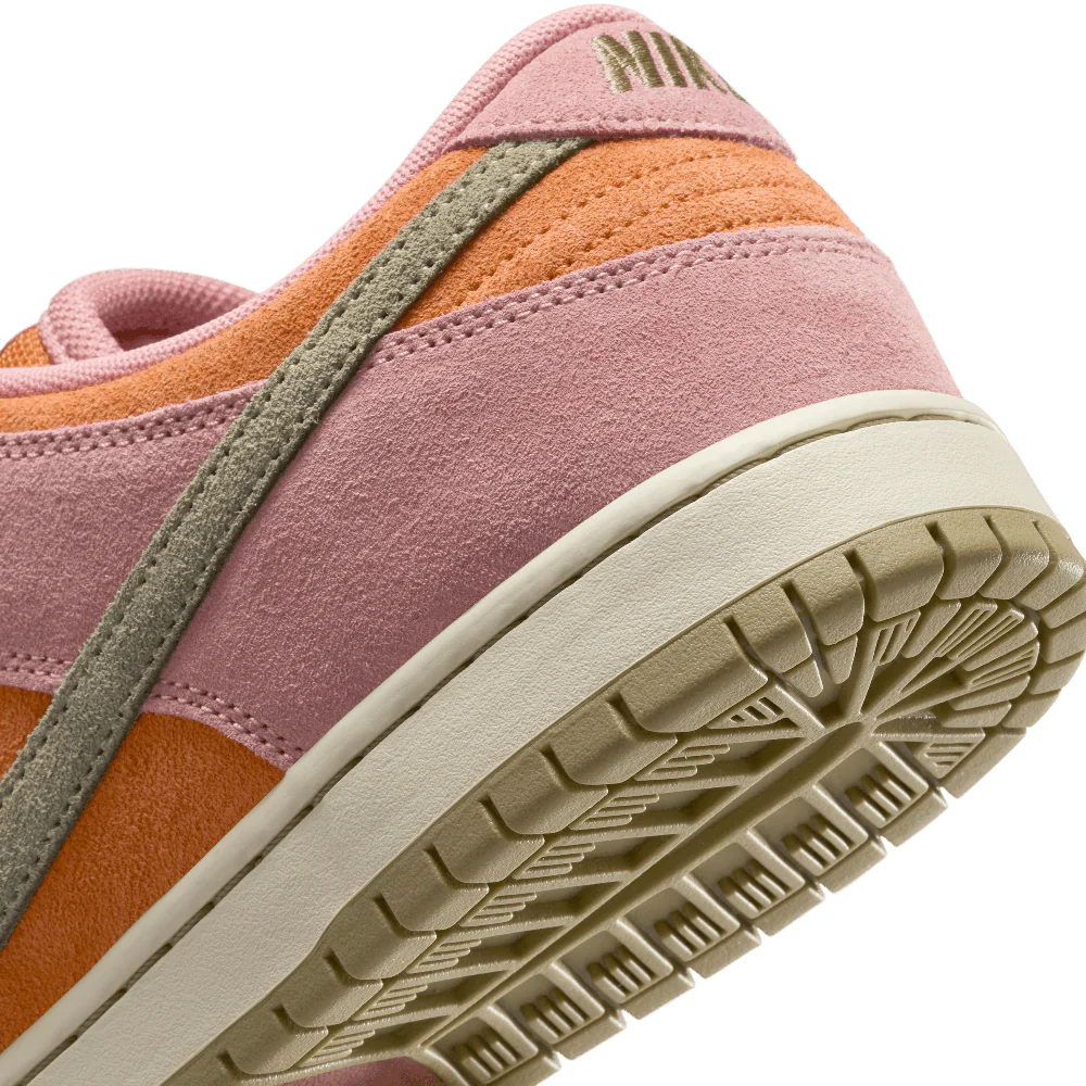 Nike SB Dunk Low Pro Red Stardust - Image 8